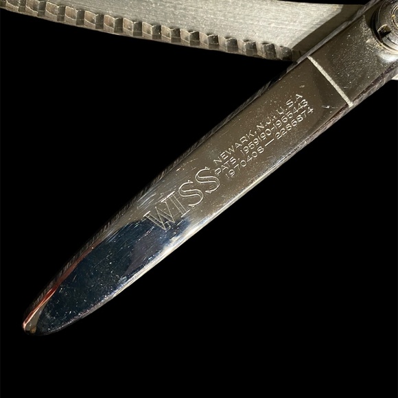 Vintage WISS 9" Pinking Shears Sewing Scissors Chrome Zig Zag Patent No 2286874 - Picture 9 of 12